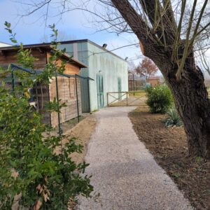 vialetto area camper lago di montepulciano